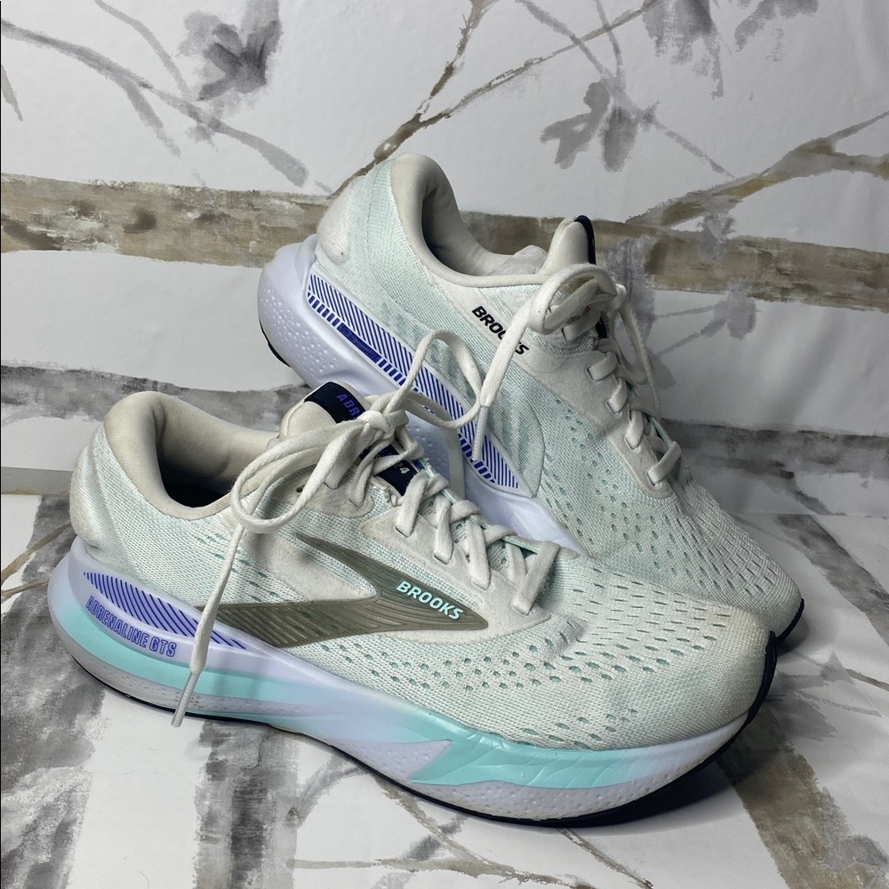 Brooks Adrenaline ATS 24
